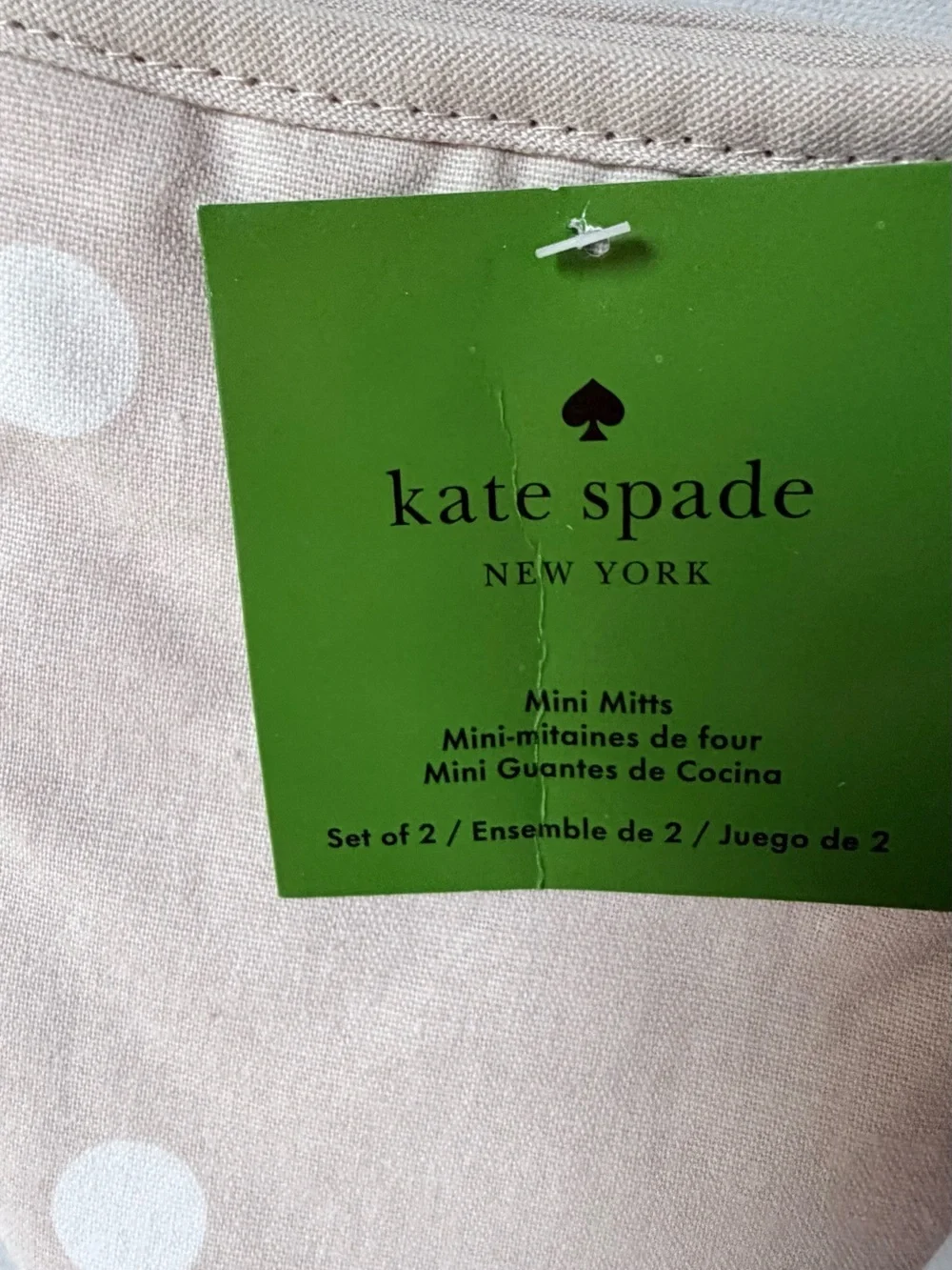 kate spade polka dot mini oven mitts - light beige and white